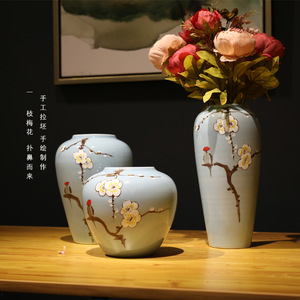 景德镇陶瓷 纯手工陶瓷工艺礼品花瓶 创意现代家装装饰品客厅摆件