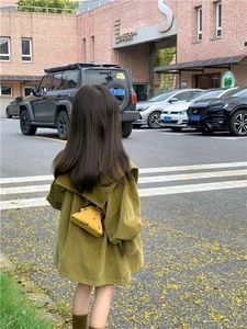 巴拉巴柆清货2023春季女童大翻领裙子韩版女宝宝纯色灯芯绒连衣裙