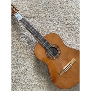 雅马哈  Hofner 红松木面单板 古典吉他 39 38 36 34英寸