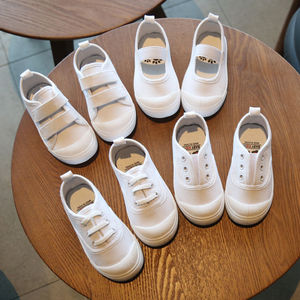 儿童舞蹈小白鞋幼儿园室内女宝宝球鞋白布鞋软底学生运动舞蹈鞋