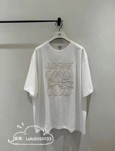 代购Loewe/罗意威24新款胸口错位logo刺绣标休闲短袖T恤男女同款