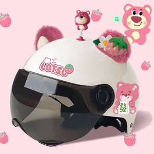 3C认证电动车头盔女夏季防晒草莓熊轻便式可爱成人儿童通用安全帽