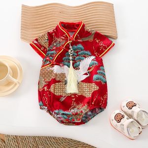 婴儿夏季清货衣服中国风洋气三角连体衣女宝宝复古风仙鹤松短袖包