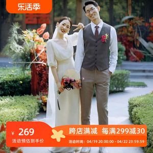 韩式旅拍轻婚纱2024新款新娘结婚出门纱气质复古小拖尾露背晚礼服