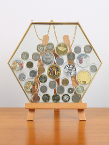 旅游纪念币展示架 景点博物馆纪念章奖牌展示框 牙仙子金币收藏框