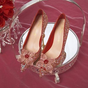 红色婚鞋新娘鞋秀禾婚纱两穿3cm低跟高跟鞋女细跟2022年秋冬新款