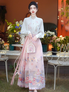 新中式轻国风缎面绣花上衣织金粉色马面裙套装女汉服小个子半身裙