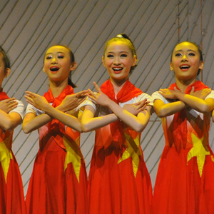 少先队舞蹈服中小学生合唱服我是红领巾表演服朗诵六一儿童演出服
