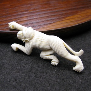 翻箱猫 猛犸象牙雕刻 灵活猴子 四肢穿孔可DIY小雕件挂件 n463