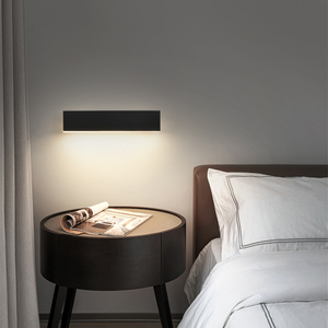 北欧壁灯卧室床头灯后现代极简约设计师装饰墙灯旋转壁灯免接线