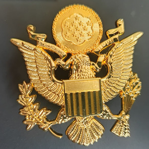 二战美式老鹰大帽徽金色复古收藏 第二次世界大战美徽章