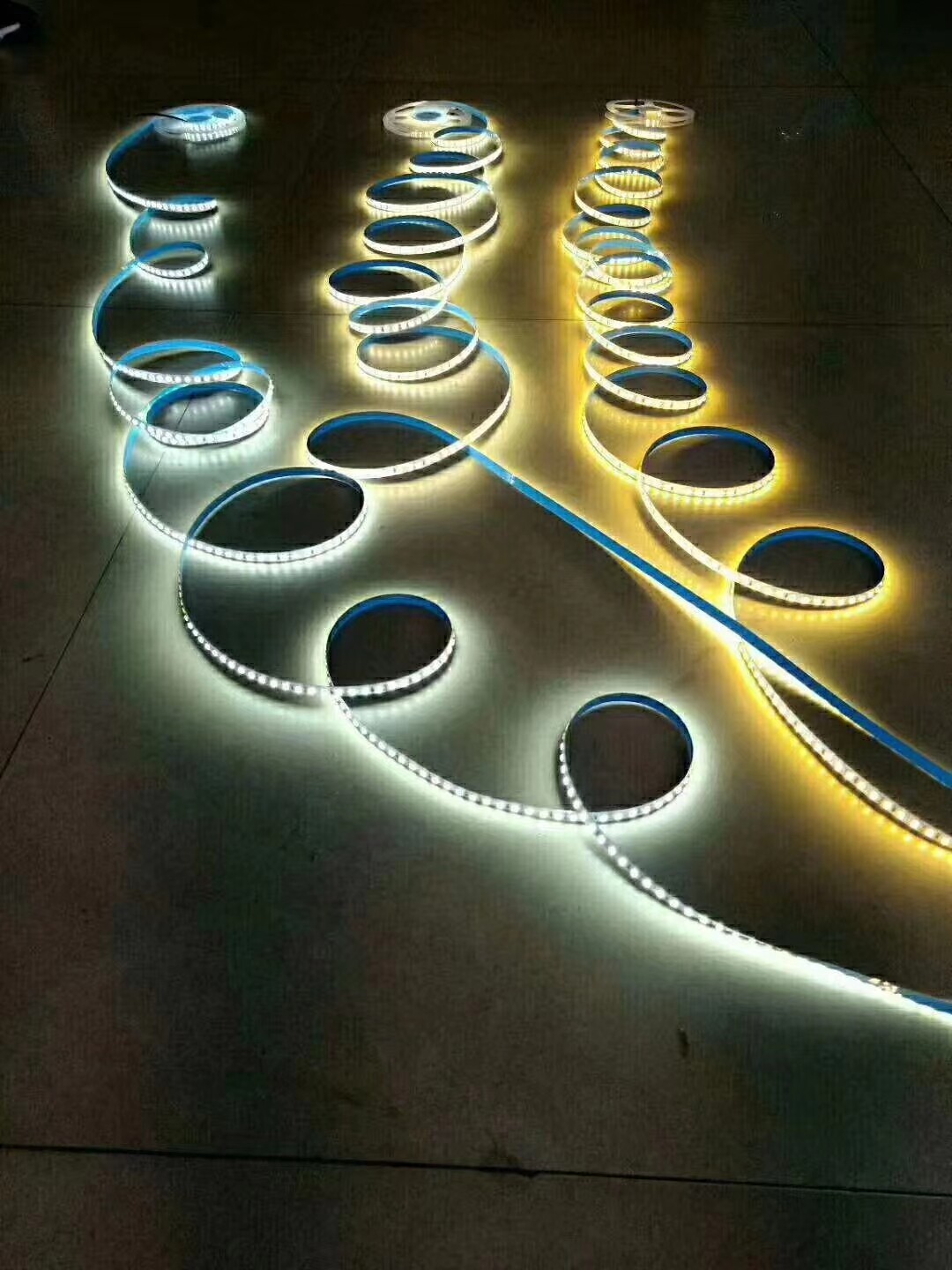 简派led灯带客厅家用吊顶暗槽户外招牌防水长条线灯高亮照明