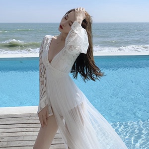 辣妹连衣裙女夏沙滩裙三亚旅游拍照衣服白色泳衣罩衫海边度假超仙