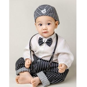 儿童摄影服装帽子新款韩版影楼百天宝宝小西服套装拍摄照相造型服