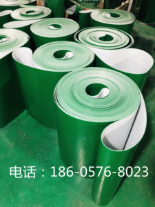 PVC输送带定制绿色轻型平面流水线工业裙边皮带同步传动带厂家