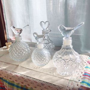 北欧简约浮雕条纹心型水晶纹玻璃瓶许愿瓶玻密封瓶拍摄道具魔法瓶