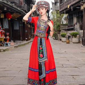 苗族服装女云南少数民族旅拍演出服套装贵州瑶族民族风长裙土家族