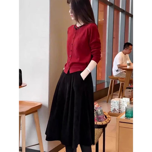 【温婉知性】法式气质时尚套装裙女春秋显瘦红衣黑裙半身裙两件套