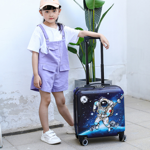 儿童行李箱新款卡通轮滑鞋拉杆箱旅行箱20寸万向轮男孩女孩大容量