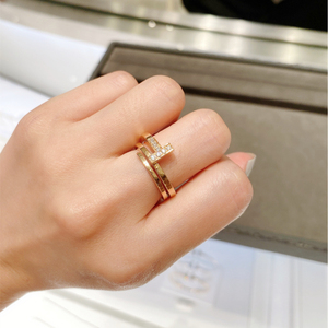 法国代购 Tiffany/蒂芙尼 钉子戒指 18K金 镶钻 缠绕式 男女 对戒