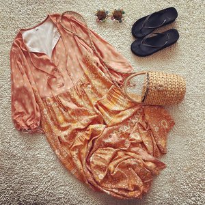 海边旅行度假波西米亚民族风人棉印花浅橘色中袖宽松连衣裙长裙女