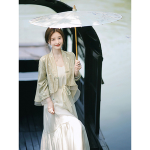 新中式清冷感白色天丝吊带连衣裙春夏海边度假风气质绝美仙女长裙