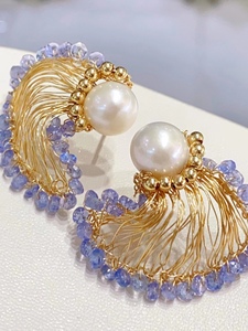 不会褪色的美丽 14K包金天然珍珠有机宝石坦桑石耳环2023年新款