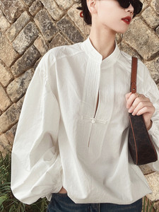 新中式复古盘扣白色衬衫女2024设计感小众宽松长袖百搭有气质上衣