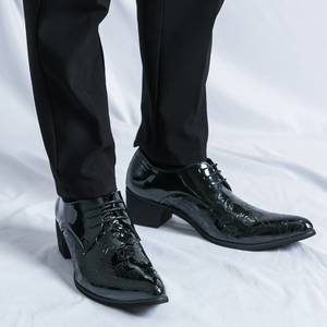 布洛克雕花发型师尖头小皮鞋男韩版青年正装黑色休闲系带商务潮鞋