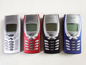 Nokia/诺基亚 8250蓝屏直板按键老款耐用学生备用老年人手机