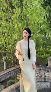 新中式国风复古套装女2024新款重工刺绣亮片欧根纱防晒衬衫吊带裙