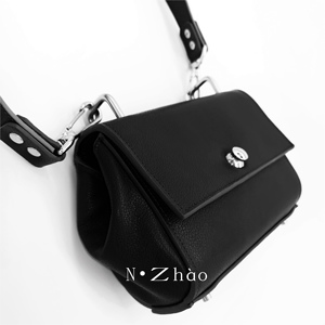 蕾 NZHAO设计师品牌原创轻奢暗墨黑小众宽背带链条大单肩斜挎女包