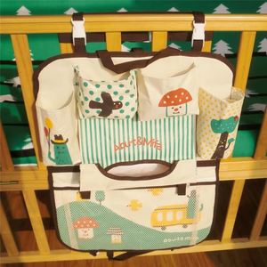 韩版出口韩国可爱卡通婴儿床头挂袋 大号宝宝尿布收纳袋用品整理