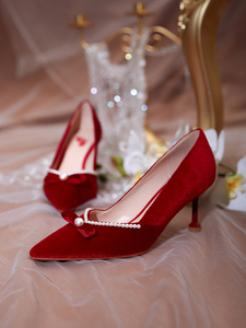 冬季婚鞋女2024年新款结婚高跟鞋子绒面加绒中式敬酒秀禾服新娘鞋