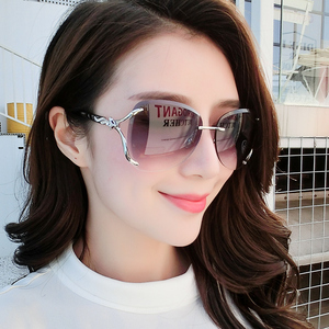 太阳镜女潮2024年新款大框显瘦圆脸无框切边眼镜时尚墨镜防紫外线