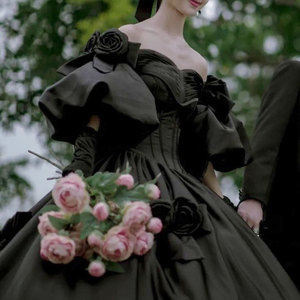 黑色山茶花泡泡袖子缎布婚纱礼服长遮手臂抹胸裙收袖拍照造型手套