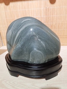 贵州乌江石天然原石奇石摆件，形状《山外有山》。