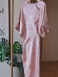 新中式国风改良旗袍高级感女装优雅知性气质成熟粉色温柔风连衣裙