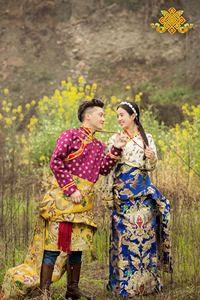 结婚藏装新娘新郎服西藏服装藏装服拉萨婚礼服情侣男女婚袍子套装