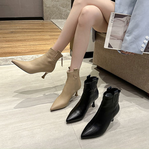马丁靴女秋季2023年新款尖头细跟短靴法式显腿长高跟气质瘦瘦靴潮