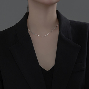 S925纯银项链女日韩版气质简约侧身链个性方片甜美小众设计锁骨链