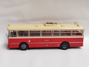 IXO 1:43  BERHET  BUS 电车巴士客车公交车模型车身塑料车底合金