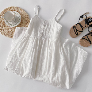 法式宫廷风白色无袖吊带连衣裙春装2024年新款仙女设计感小众长裙