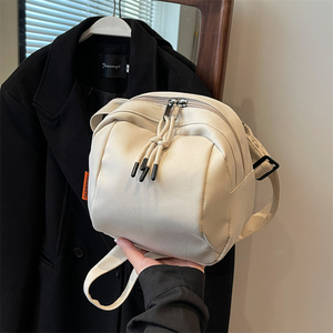 香港代购贝壳包包女式2024新款夏季运动牛津布斜挎包女白色帆布包
