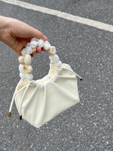 新中式珠珠手提白色包包女士2024新款小众设计复古链条单肩斜挎包