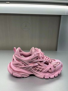 法国剁手大会 巴黎世家2.26女款粉色运动  鞋track 2代