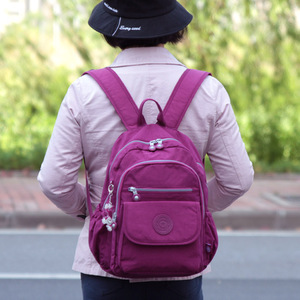 小号尼龙布料双肩包女包欧美新款时尚旅行背包一二年级小学生书包