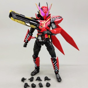 SHF 魂限定假面骑士buil修复版危险兔兔绝版兔子形态双兔可动手办