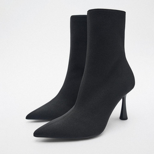 ZA2022年秋季新品女鞋黑色面料高弹力尖头细跟短靴女高跟靴袜子靴