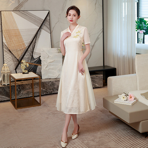 连衣裙新中式夏季新款女旗袍印象年轻款白色裙子高端刺绣长款改良